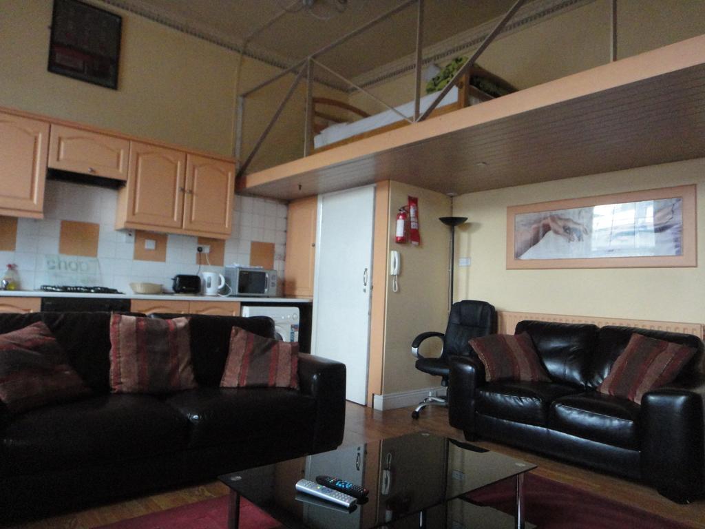 Inn On The Liffey Guesthouse Дублин Номер фото