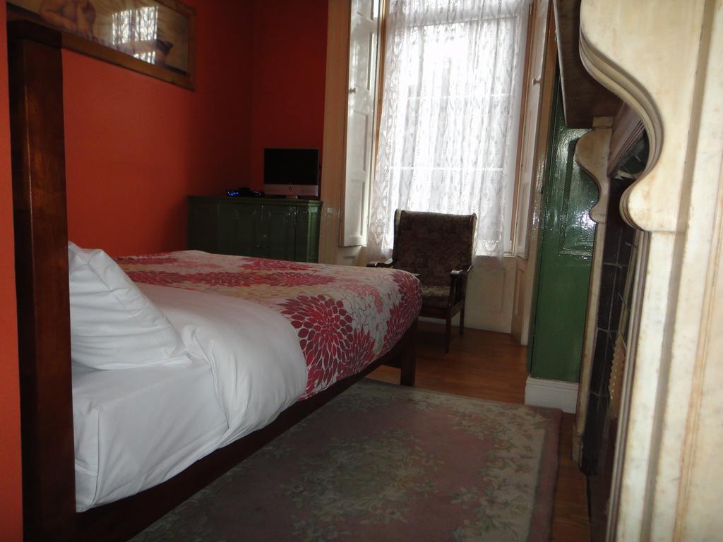 Inn On The Liffey Guesthouse Дублин Номер фото
