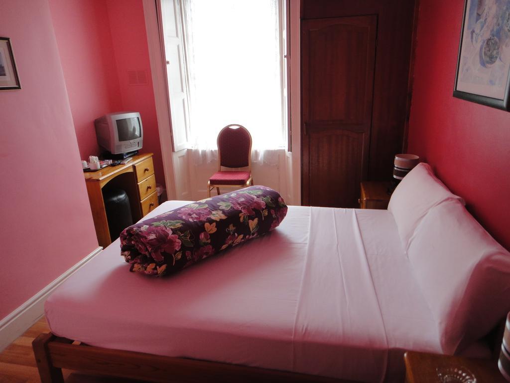 Inn On The Liffey Guesthouse Дублин Номер фото