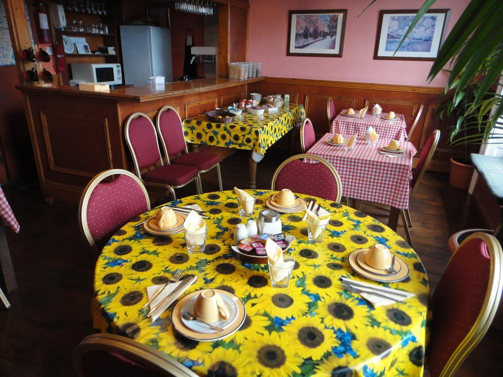 Inn On The Liffey Guesthouse Дублин Экстерьер фото