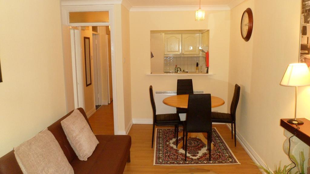 Inn On The Liffey Guesthouse Дублин Экстерьер фото